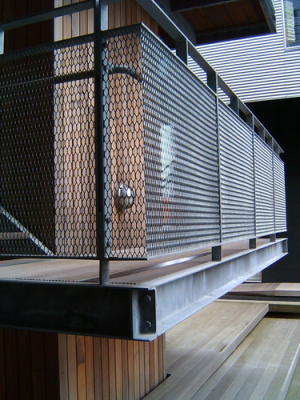 expanded-metal-balcony-railing-500x500